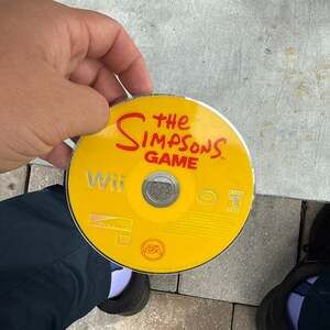 The Simpsons Game (Nintendo Wii) - Disc Only
